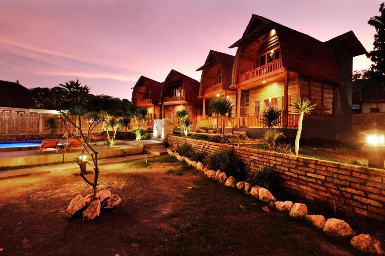 Adara Beach Huts Batununggul Exterior photo