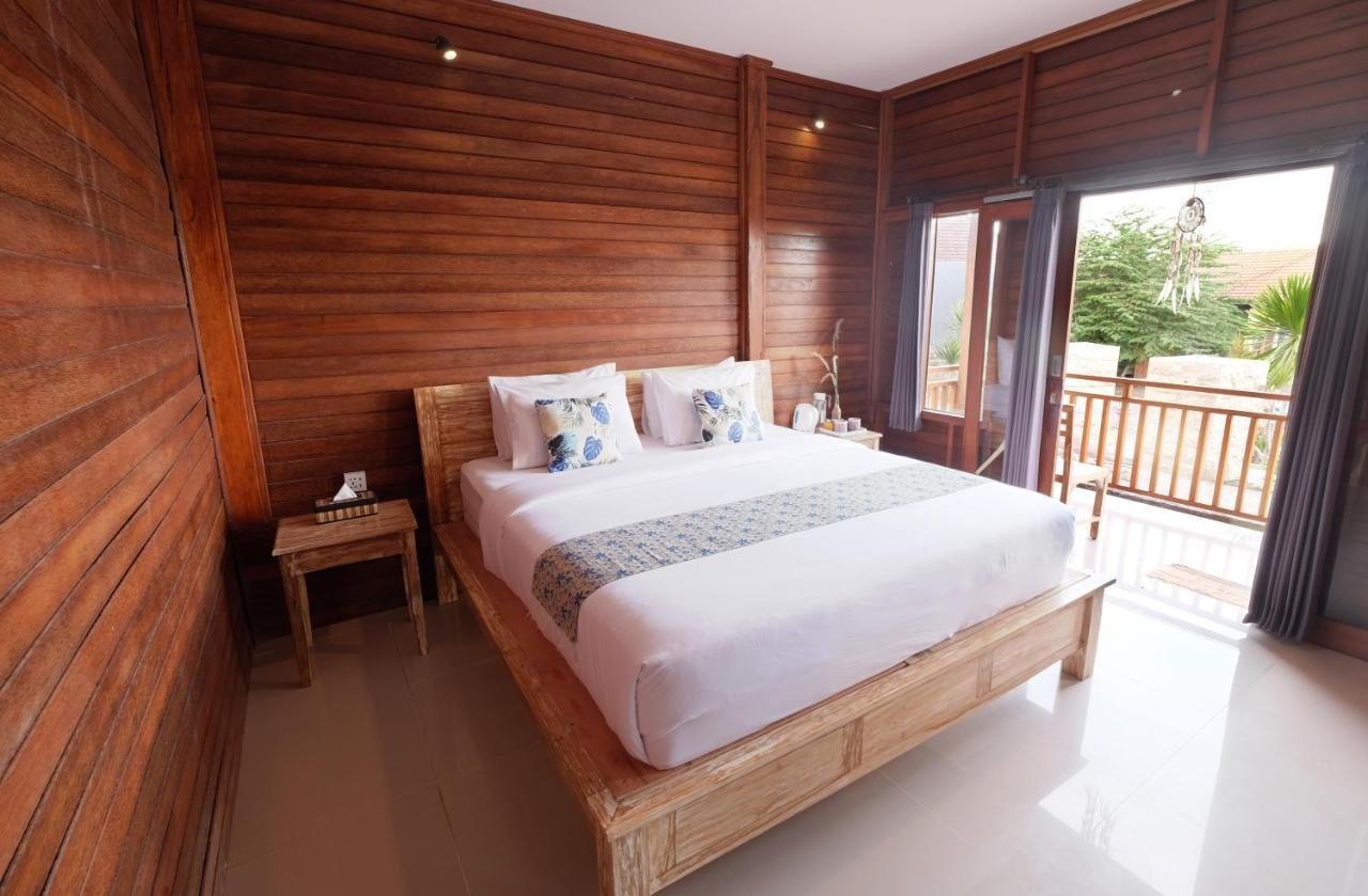 Adara Beach Huts Batununggul Exterior photo